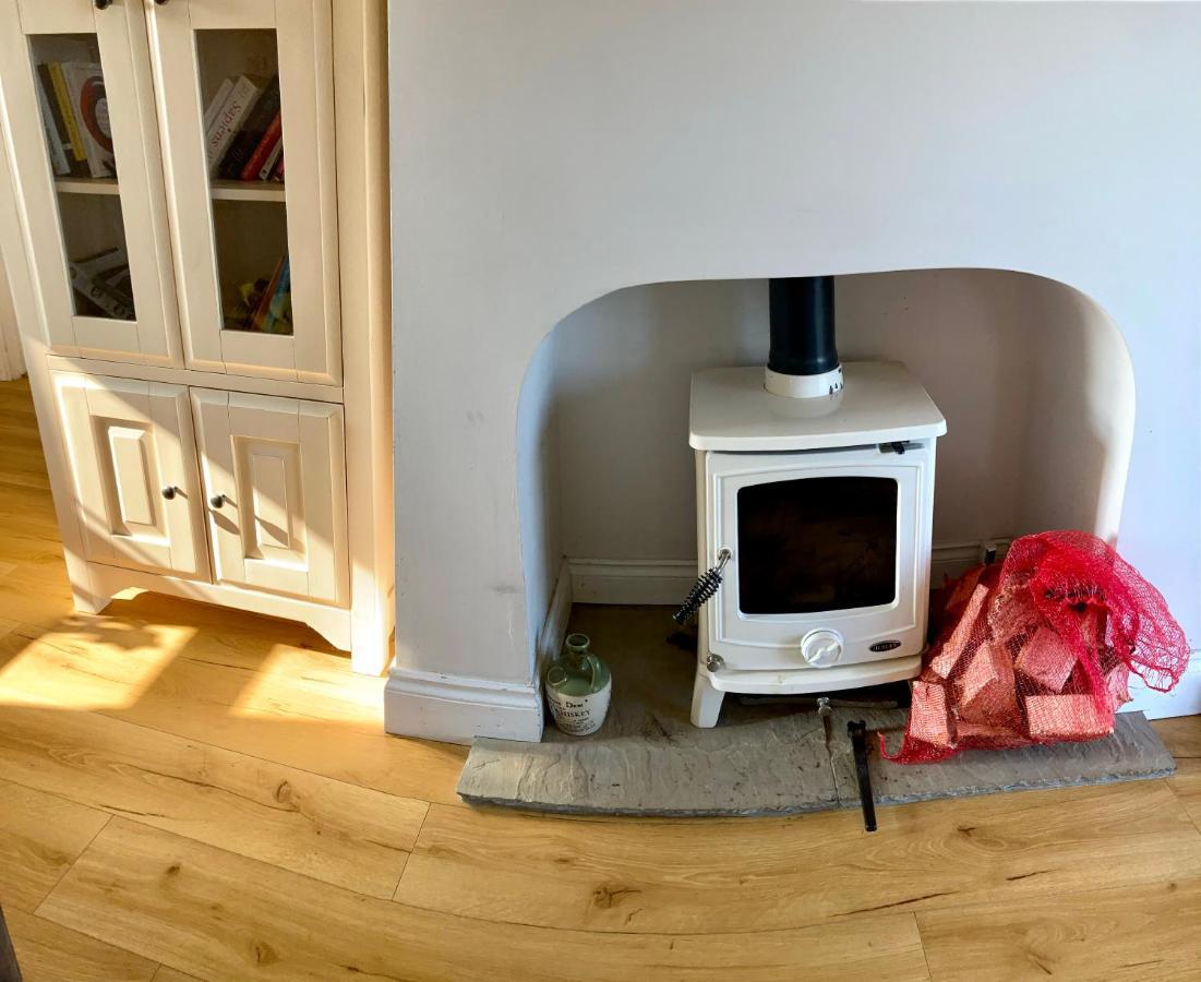 Heather Cottage Bunacurry エクステリア 写真